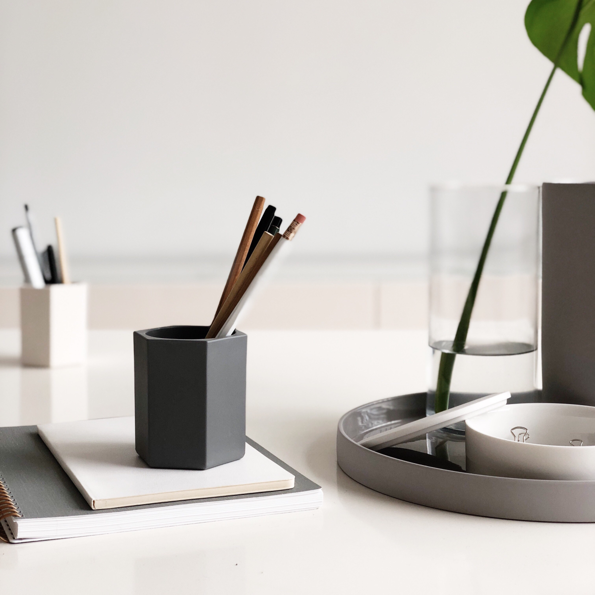 3 x Hexagonal Bamboo Desk Pots – Sustainable Planters & Organizers